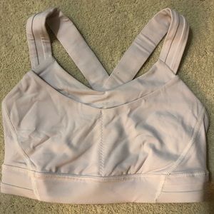 Lululemon running bra with pockets size 4